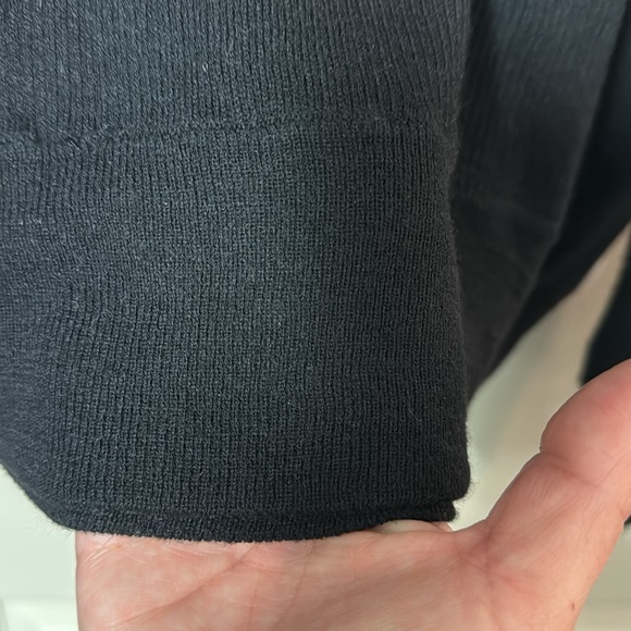 Community oversized ribbed sweater in black - Picture 4 of 6